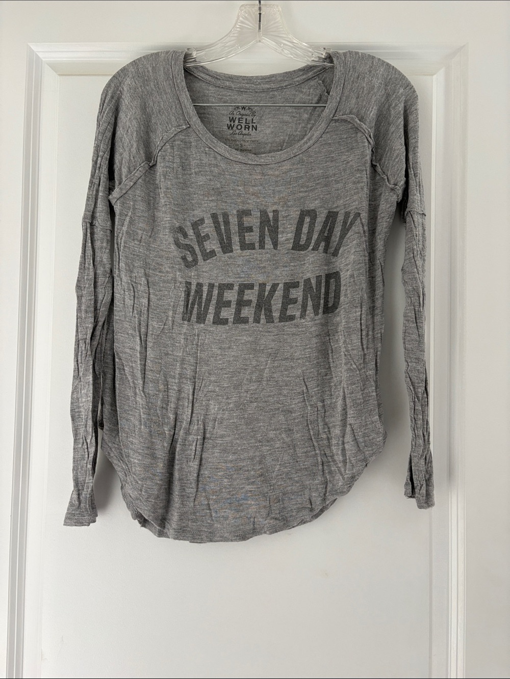 Well Worn Gray 'Seven Day Weekend' Long Sleeve Tee sz S